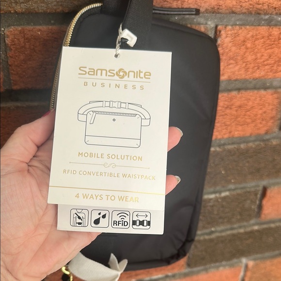 NWT Samsonite RFID Belt Bag W logo - Picture 3 of 7